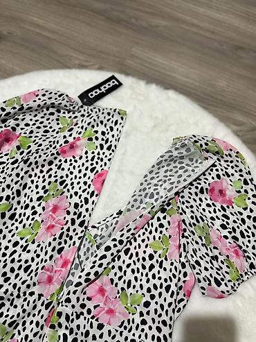 iceberg farke: Boohoo haljina 
Velicina Xl/xxl
Cena 1200 din🟨🟨 — 1