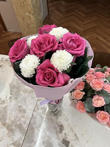 бесконечные розы: Продам свежие цветы 💐
Корзинка 2000 сом 
Букет маx 500 сом — 8