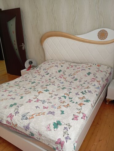 Həyət evləri və villaların satışı: Satılır. Təcili deyil. Diqqətlə oxuyun zəhmət olmasa.Ev kanal — 32