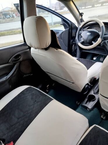 Ford: Ford Focus: 2003 г., 1.8 л, Механика, Дизель, Универсал — 9