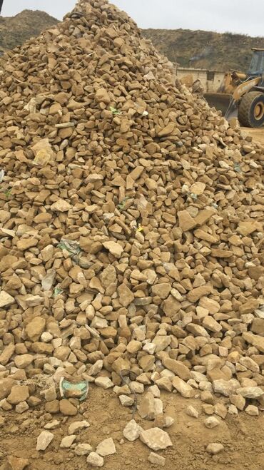 Qum: Qum,atsep,cinqil,karbonat,das tozu satisi ve catdirilmasi.Butun nov — 6