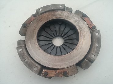 Auto delovi: Korpa kvačila lada karavan, lada niva 1. 6 i stariji modeli lada — 7