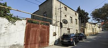 Həyət evləri və villalar: Qaraçuxur qəs. 6 otaqlı, 240 kv. m, Orta təmir — 2