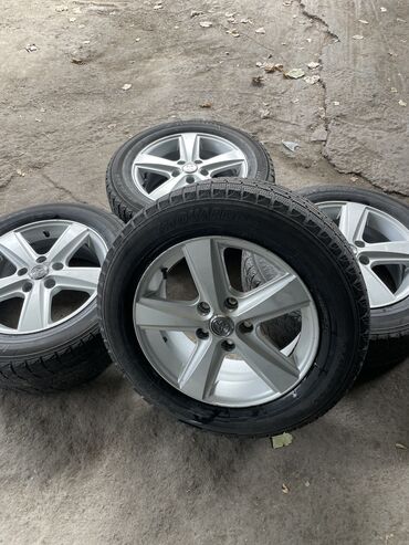 Диски: Литые Диски R 16 Toyota, Комплект, отверстий - 5, Б/у