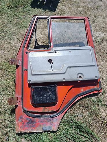 kamaz kabini: MAHSUL: Yük avtomobili üçün sol ön qapı Təsvir: - Klassik sovet tipli — 4