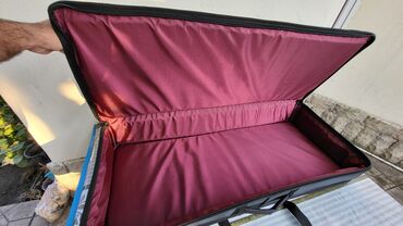 Futlyarlar, çexollar: Korg klaviatura daşımaq üçün nəzərdə tutulmuş bu qara rəngli çanta — 25