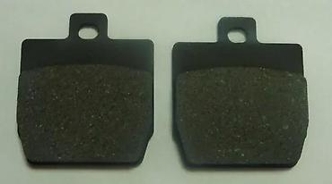 palete 7: Predmet: Set kočionih pločica za motor – dimenzije 46 x 53 x 6,4 mm — 1