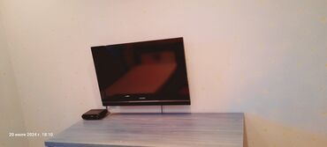 82 ekran televizorlar: Б/у Телевизор Sony 82" HD (1366x768), Самовывоз