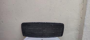 mercedes w202 radiator: W210Avtomobil üçün qabaq radiator barmaqlığı - Rəng: qara - Material — 1
