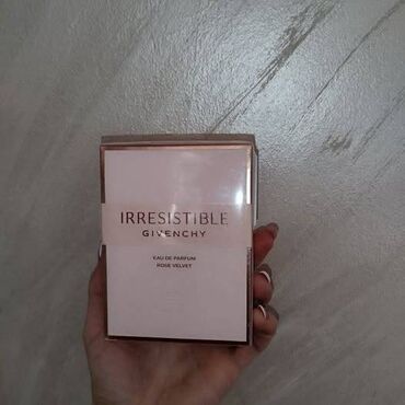 very irresistible givenchy: Women's perfume, Givenchy, Replica