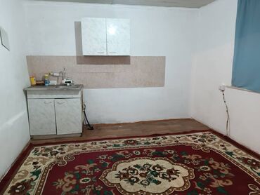 дом чалдоваре: Сдаётся отдельный дом/флигель с участком. Планировка и помещения: - 2