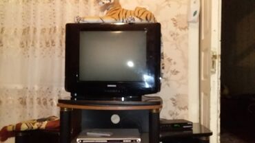 işlənmiş tilvizorlar: İşlənmiş Televizor Samsung 28" 4K (3840x2160), Ünvandan götürmə, Ödənişli çatdırılma, Rayonlara çatdırılma