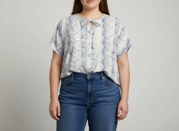 bluza od c a: Жіноча блуза, розмір 4XL