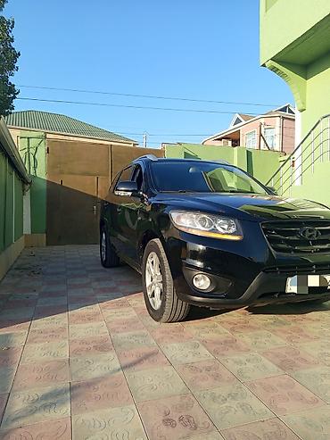 opel duman: Hyundai Santa Fe: 2 l | 2010 il Krossover — 5