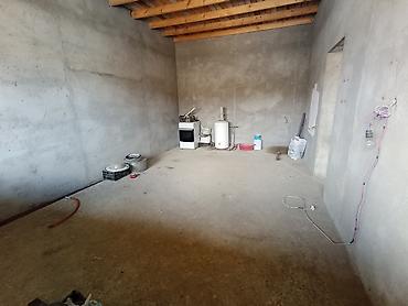 qobu heyet evi: 9 otaq, 800 kv. m, Kredit yoxdur, Təmirsiz — 1