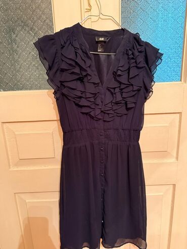 Cinslər: Gündəlik don, Mini, H&M, S (EU 36)