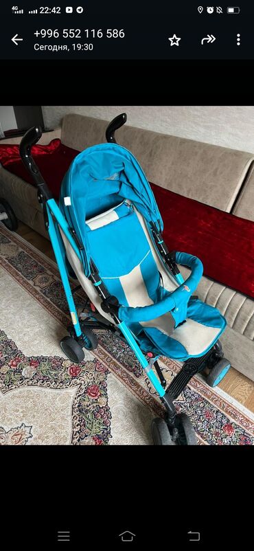 детская коляска фирмы chicco: Коляска, цвет - Голубой, Б/у