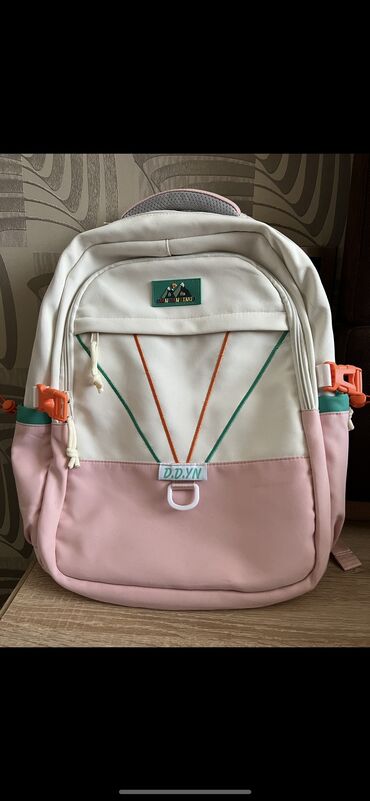qızlar üçün məktəb çantaları: Mekteb çantalari ideal veziyyetdedi
Qiymet 15azn