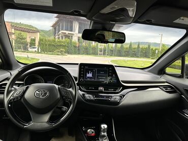 Toyota: Toyota C-HR: 2019 г., 2 л, Автомат, Бензин, Кроссовер at lalafo.kg — 9 Toyota: Toyota C-HR: 2019 г., 2 л, Автомат, Бензин, Кроссовер — 9