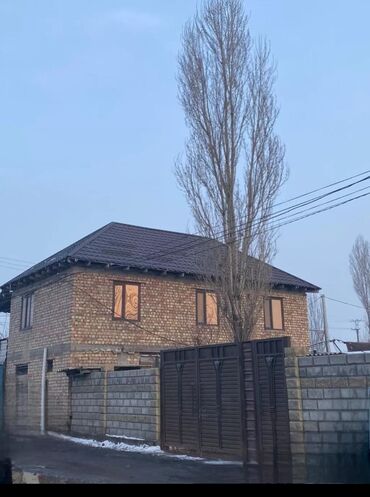 куплю дом в городе токмак: Дом, 108 м², 5 комнат, Собственник