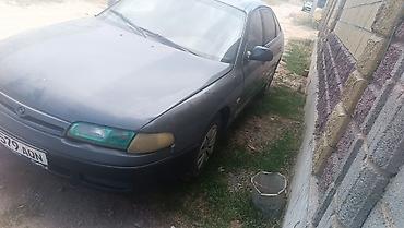 зеркало токмок: Mazda 626: 1992 г., 2 л, Кол менен иштөөчү, Бензин, Лифтбек — 4