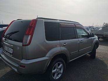 jeep compas: Nissan X-Trail: 2002 г., Кроссовер — 3