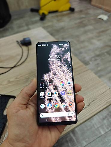 Sony Xperia 1 III, Колдонулган, 256 ГБ, түсү - Кара, 1 SIM