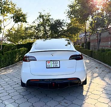 Tesla: Tesla Model Y: 2023 г., Электромобиль, Кроссовер lalafo.kg да — 6 Tesla: Tesla Model Y: 2023 г., Электромобиль, Кроссовер — 6