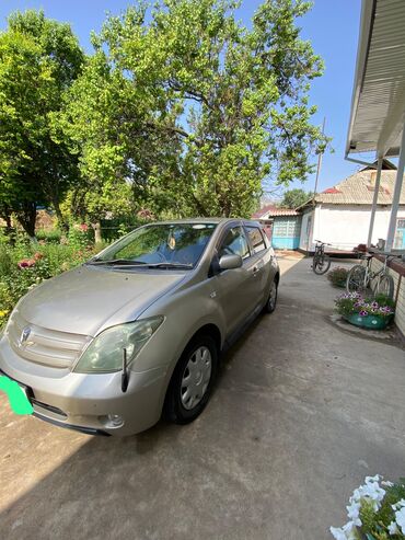автомобиль лексус: Toyota ist: 2002 г., 1.3 л, Автоматические, Бензин, Хэтчбэк