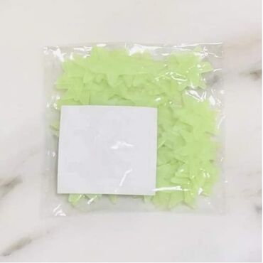 Ostali kućni dekor: Fluorescentne svetleće zvezdice za dečiju sobu
Cena:600din/50kom — 3