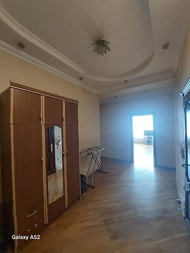 raboçi prospekti: Zirvə şadlıq evi ilə üzbəüz, Azadlıq metrosuna 10 dəqiqəlik məsafədə — 6