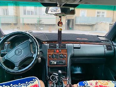 Mercedes-Benz: Mercedes-Benz E-Class: 1995 г., 2.3 л, Механика, Бензин, Седан — 2