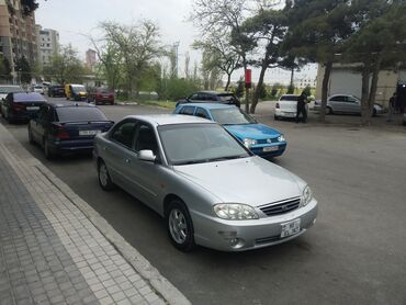Kia: Kia Spectra: 1.6 l | 2008 il Sedan