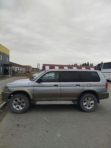 Унаа: Mitsubishi Pajero Sport: 1998 г., 2.9 л, Кол менен иштөөчү, Дизель, Жол тандабас — 3