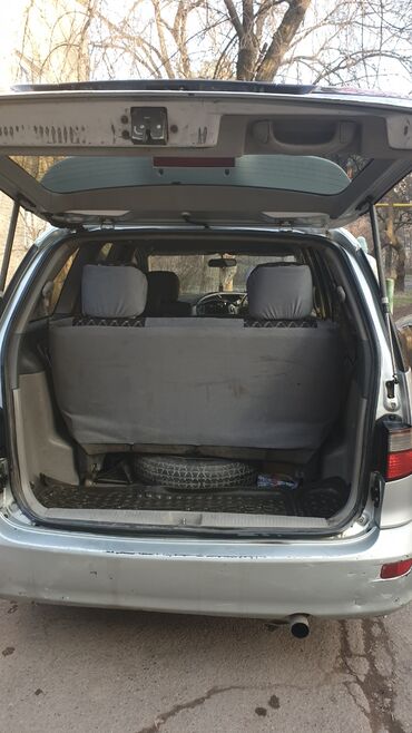 Toyota: Toyota Estima: 2001 г., 2.4 л, Автомат, Газ, Минивэн at lalafo.kg — 5 Toyota: Toyota Estima: 2001 г., 2.4 л, Автомат, Газ, Минивэн — 5