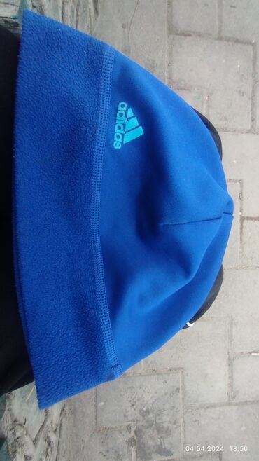 шапки adidas: Цвет - Синий