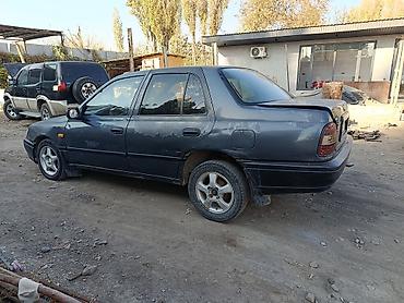 продаю nissan: Nissan Sunny: 1991 г., Механика, Бензин, Седан — 1