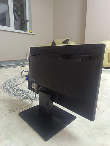 Мониторы: Acer V196HQL Ab — 19" ЖК‑монитор с LED‑подсветкой. Основные — 4