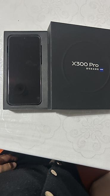 Уюлдук телефондор жана аксессуарлар: Vivo X300 Pro, Колдонулган, 512 ГБ, түсү - Боз — 5