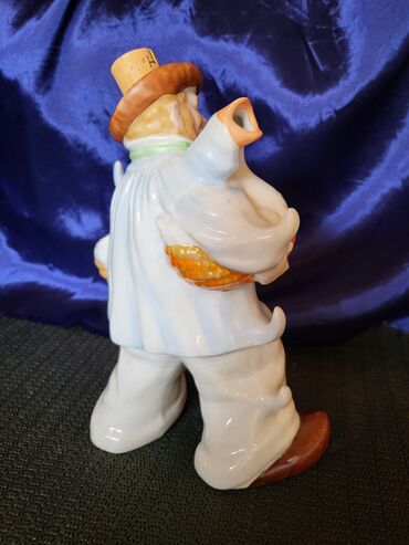 Čaše: Flasa nova za pice 1951 do 1974god. Lippelsdorf porcelan Istocna — 14