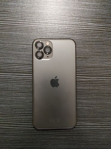 Apple iPhone: IPhone 11 Pro, Б/у, 64 ГБ, Серебристый, 66 %