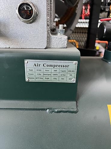 Другие инструменты: Поршневой воздушный компрессор Excalibur ресивер 300литр - Тип — 7