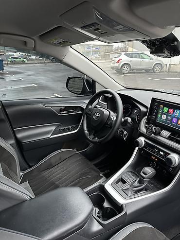 Toyota: Toyota RAV4: 2019 г., 2.5 л, Автомат, Бензин, Внедорожник — 7