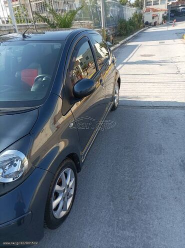 Toyota: Toyota Aygo: 1 l. | 2007 έ. Χάτσμπακ — 2