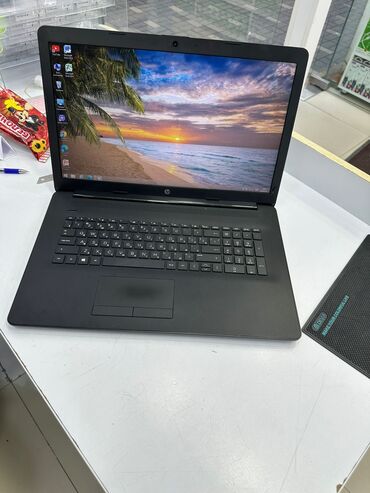 Planşetlər: HP Laptop 17 seriyalı 17.3" noutbuk Texniki göstəricilər: - Ekran