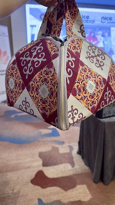 Пищевые контейнеры и ланч-боксы: Пищевой контейнер — 2