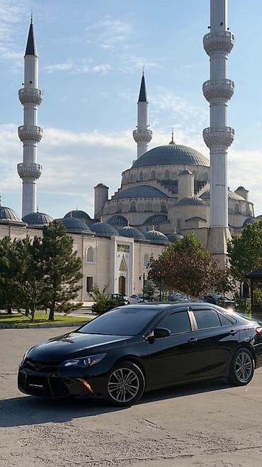 bmw e38 740i: Toyota Camry: 2017 г., 2.5 л, Автомат, Бензин, Седан — 2