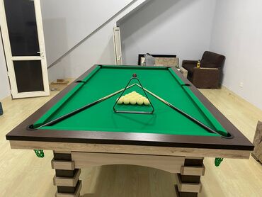 Bilyard masaları: - Rus bilyardı klassik stol. - Üzəri Mərmərdən dir. - Möhkəm — 12