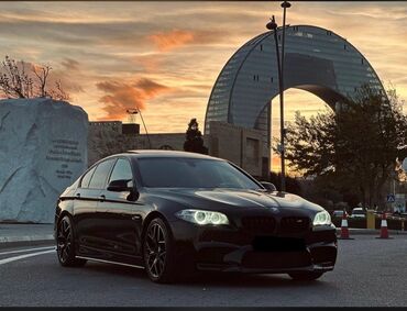 Nəqliyyat vasitəsinin icarəsi: Günlük, Mercedes, Depozitsiz — 12