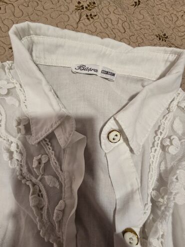 Qadın şalvarları: Bu dəstə müxtəlif üslublu dörd qadın şalvarı və bir qara ətək — 32